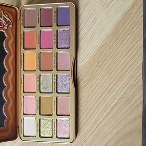 Too faced palette